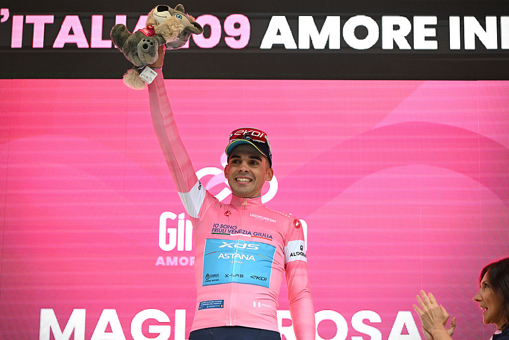 VELIKO TARNOVO, BULGARIA - MAY 09: Guillermo Thomas Silva of Uruguay and Team XDS Astana celebrates at podium as Pink Leader Jersey winner during the 109th Giro d&amp;apos;Italia 2026, Stage 2 a 221km stage from Burgas to Veliko Tarnovo / #UCIWT / on May 09, 2026 in Veliko Tarnovo, Bulgaria. (Photo by Dario Belingheri/Getty Images)