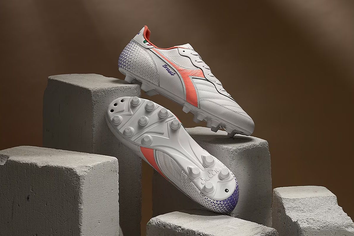 Diadora boots