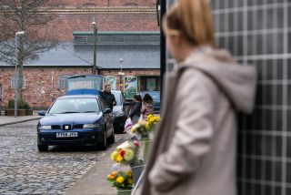 Coronation Street spoilers: Jade Rowan watches as the Stapes escape the street
