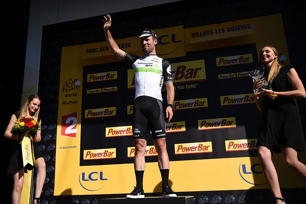 Mark Cavendish (Dimension Data) on the podium with his fourth win at this year's Tour de France