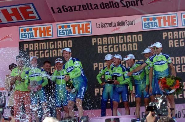 Run!!! it's raining champers