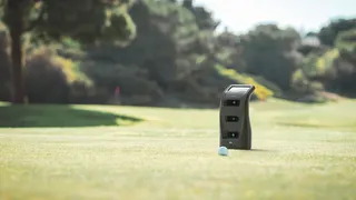 Foresight GC3 on the course