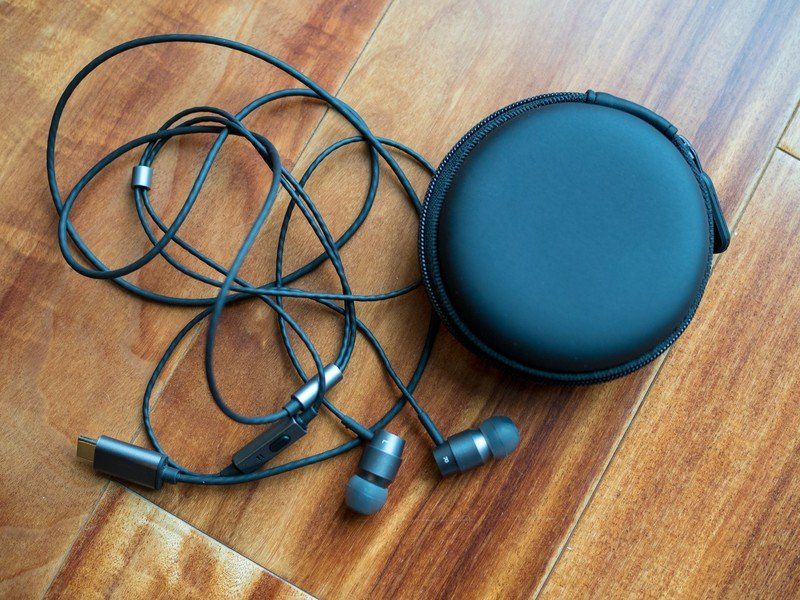 Essential Earphones HD headphones