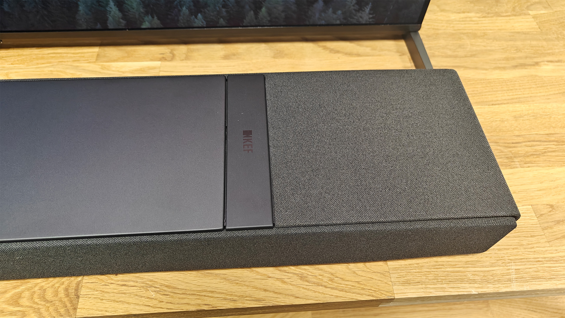 KEF XIO soundbar