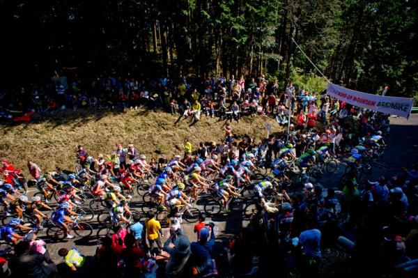 The crowds were out at the summit of the king of the mountains climb.