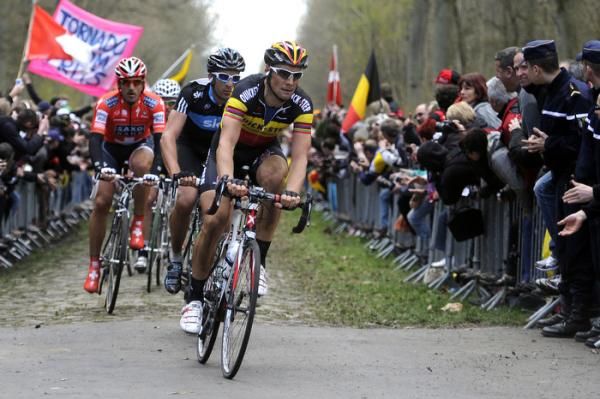 Tom Boonen (Quick Step) leads the favorites out of a section of cobbles.