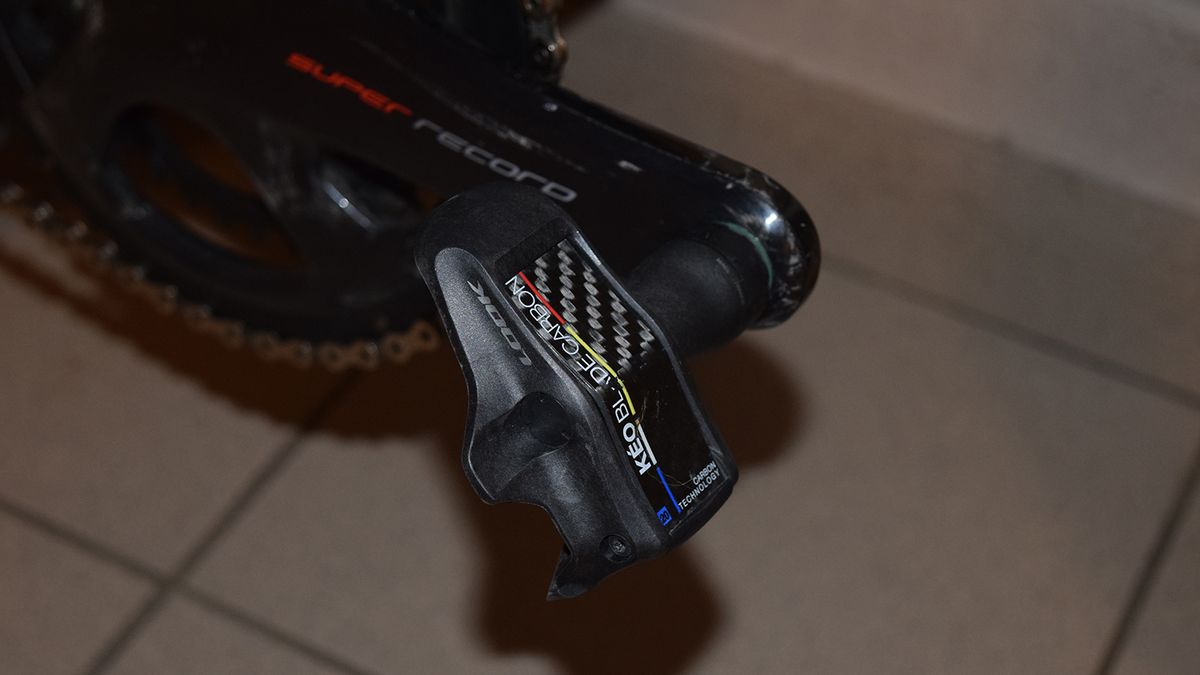 UAE Team Emirates use pedals from French brand Look