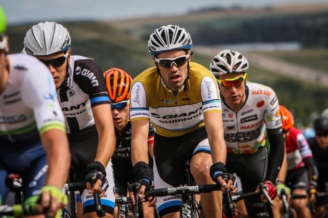 Tom Dumoulin (Giant-Shimano) tucked in on the climb