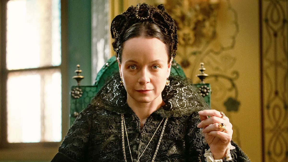 Samantha Morton as Catherine de Medici in &quot;The Serpent Queen&quot;