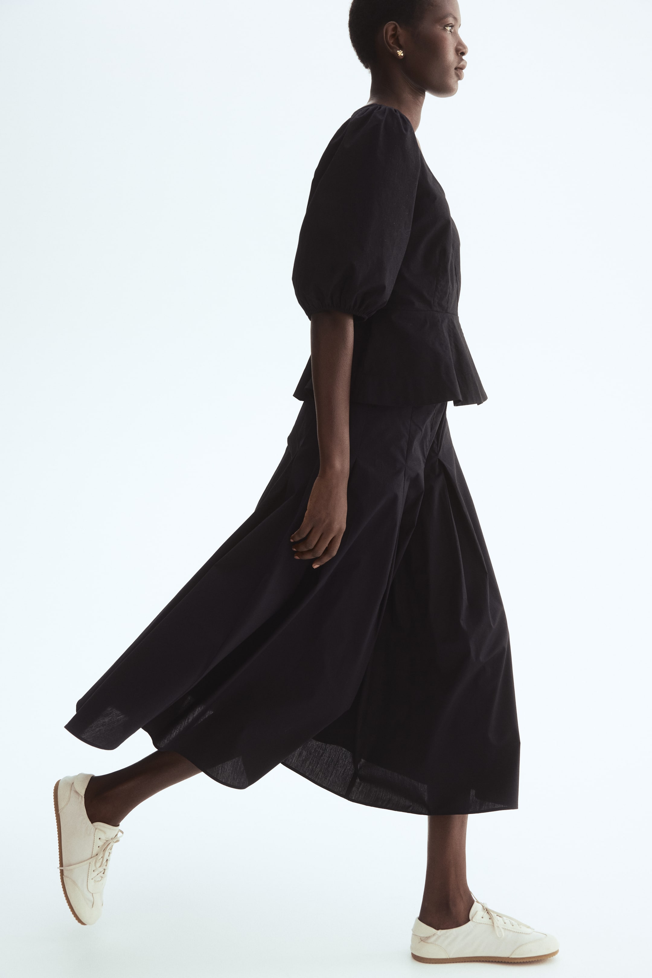 Circular Poplin Skirt - Black