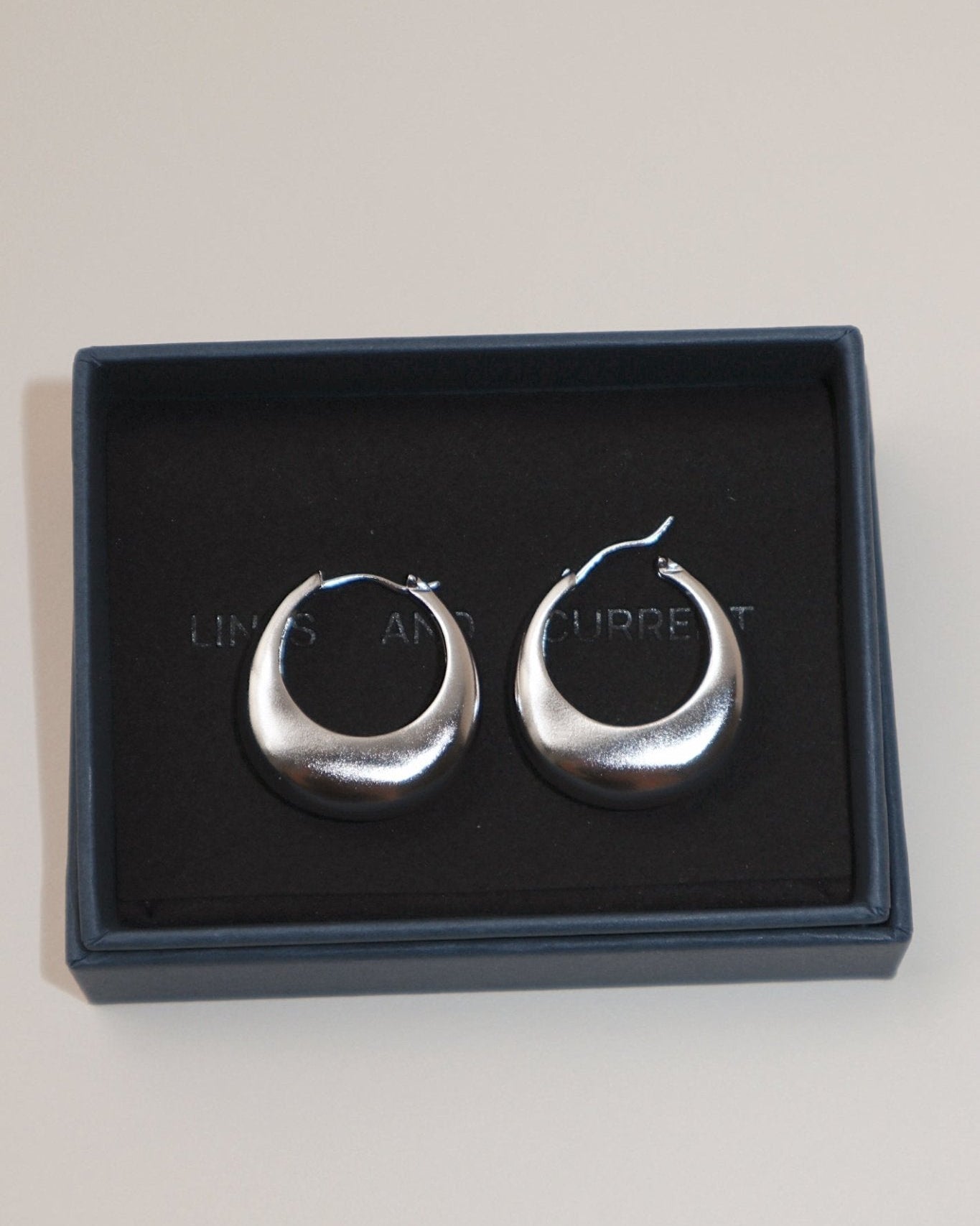 Xl 'emerging' Dome Hoops
