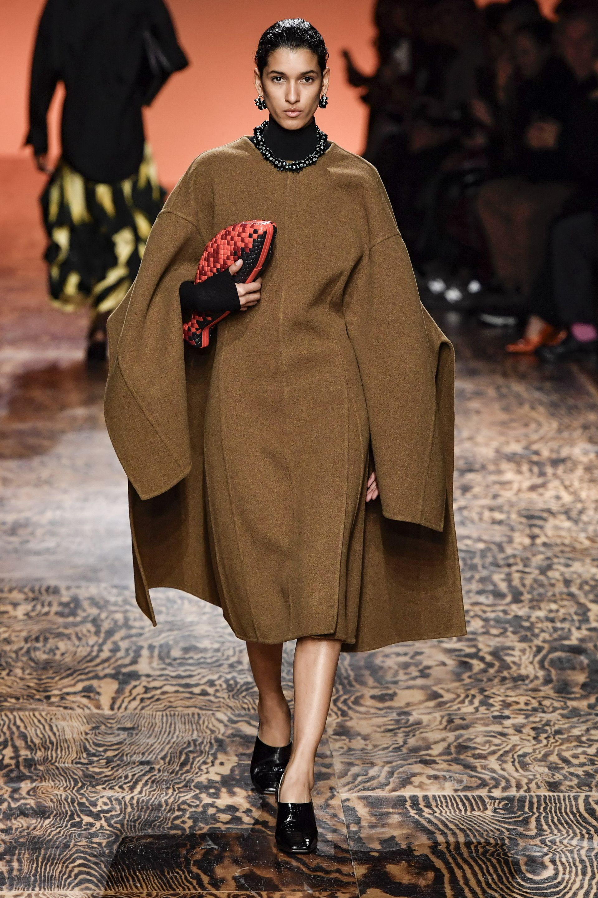 milan fashion week runway 2024