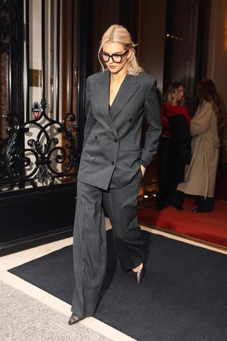 Kendall Jenner fall 2024 gray suit in Paris outfit