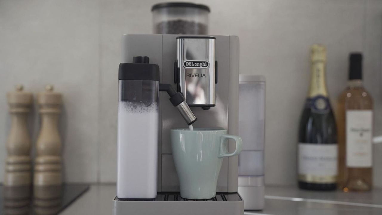 A front-facing view of the De'Longhi Rivelia on a worksurface