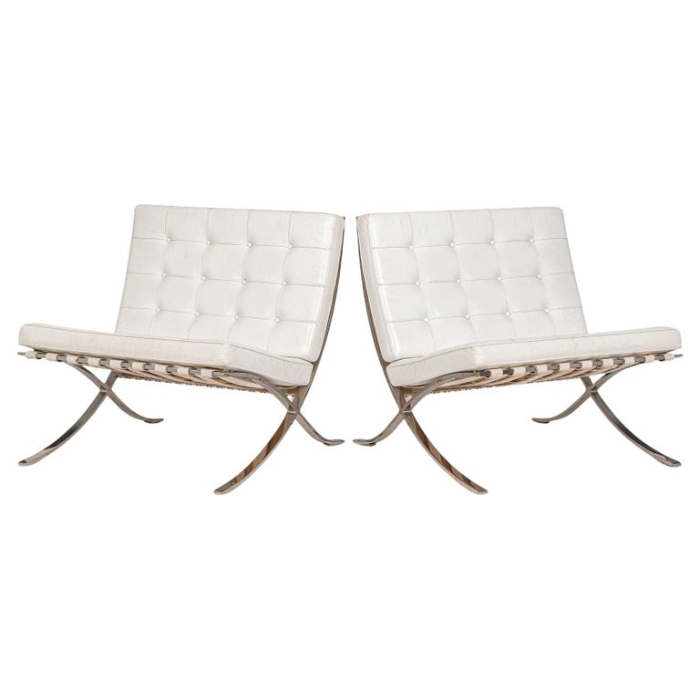 Mid Century White Barcelona Chairs by Mies Van Der Rohe for Knoll, 1970s