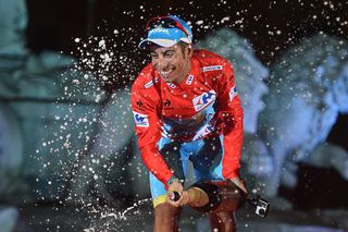 2015 Vuelta winner Fabio Aru celebrates on the final podium in Madrid.