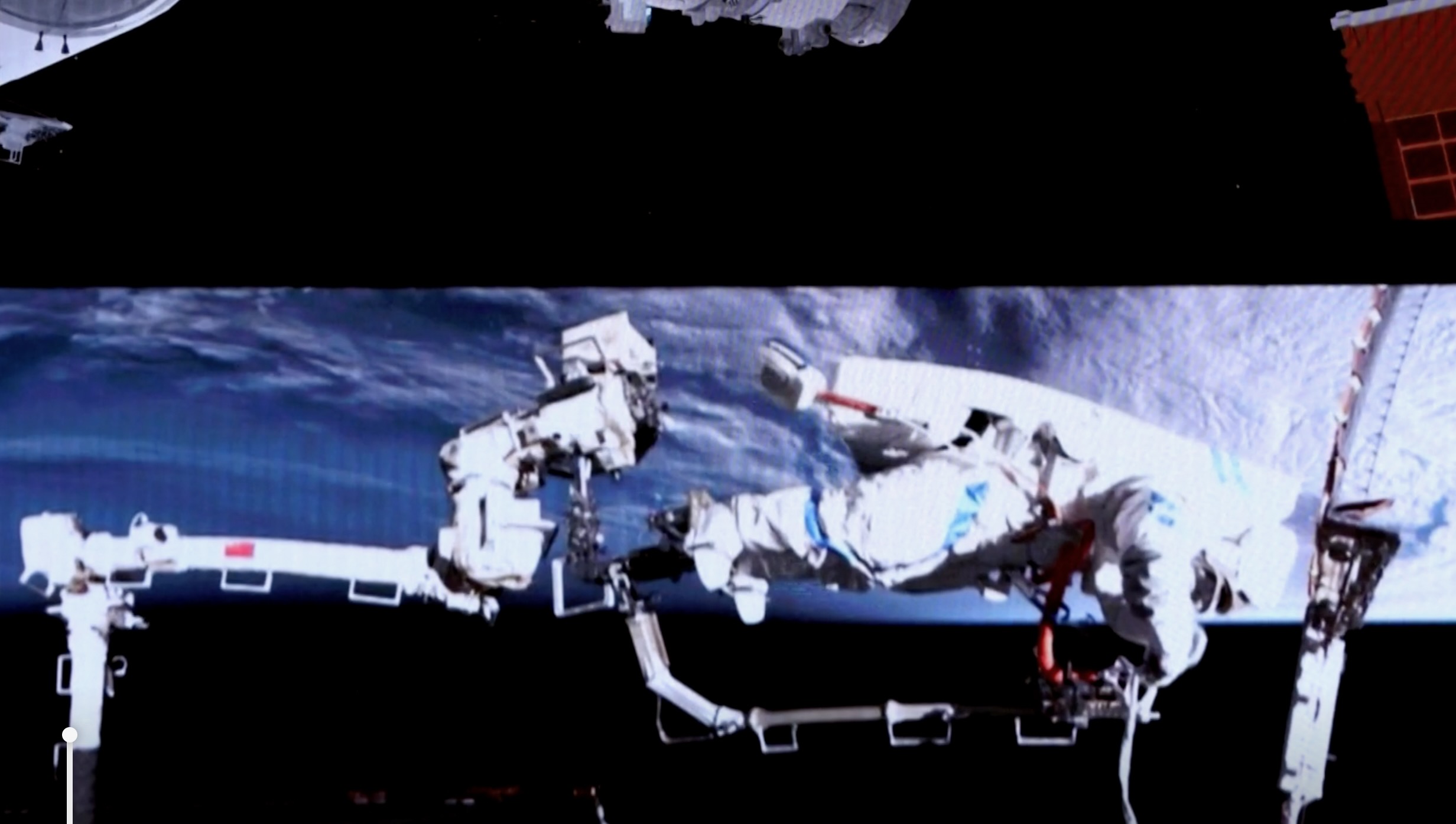 It was the second spacewalk of the Shenzhou 21 mission.