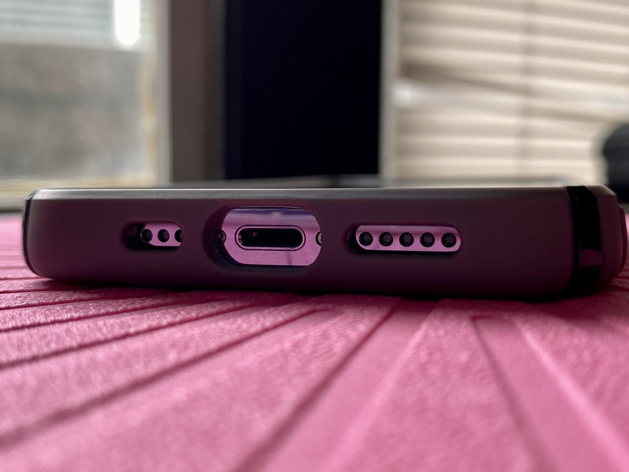 Speck Presidio2 Grip Magsafe Bottom