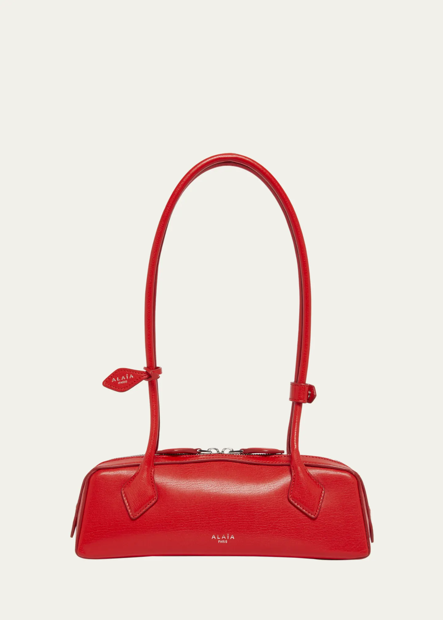 Ala&amp;iuml;a, Le Teckel Small Shoulder Bag in Leather