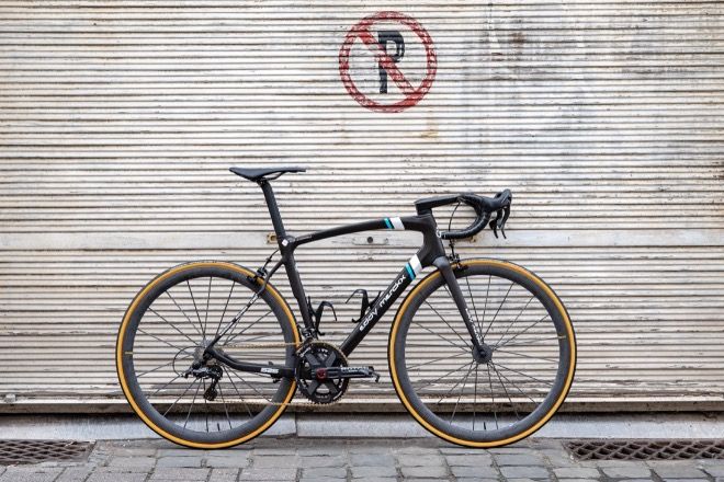 The AG2R La Mondiale team issue Merckx 525 bike