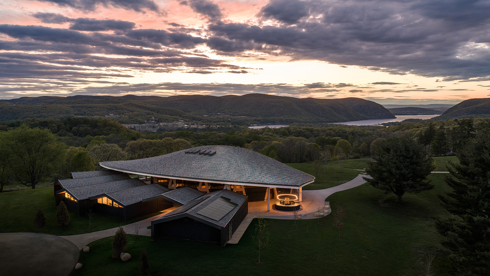 Hudson Valley Shakespeare theatre by Studio Gang