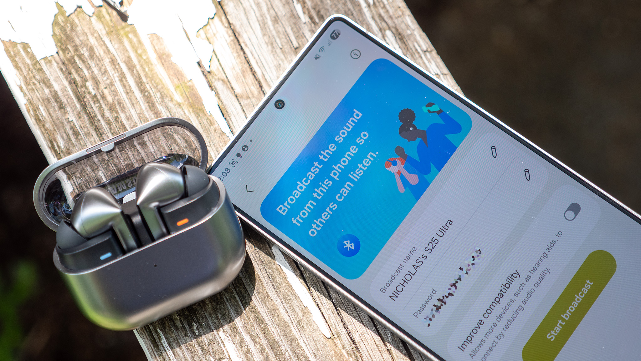 Using a pair of Samsung Galaxy Buds 3 Pro to connect to an Auracast stream running on One UI 8 on a Samsnug Galaxy S25 Ultra