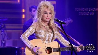 THE TONIGHT SHOW STARRING JIMMY FALLON -- Episode 0518 -- Pictured: Musical guest Dolly Parton performs on August 23, 2016