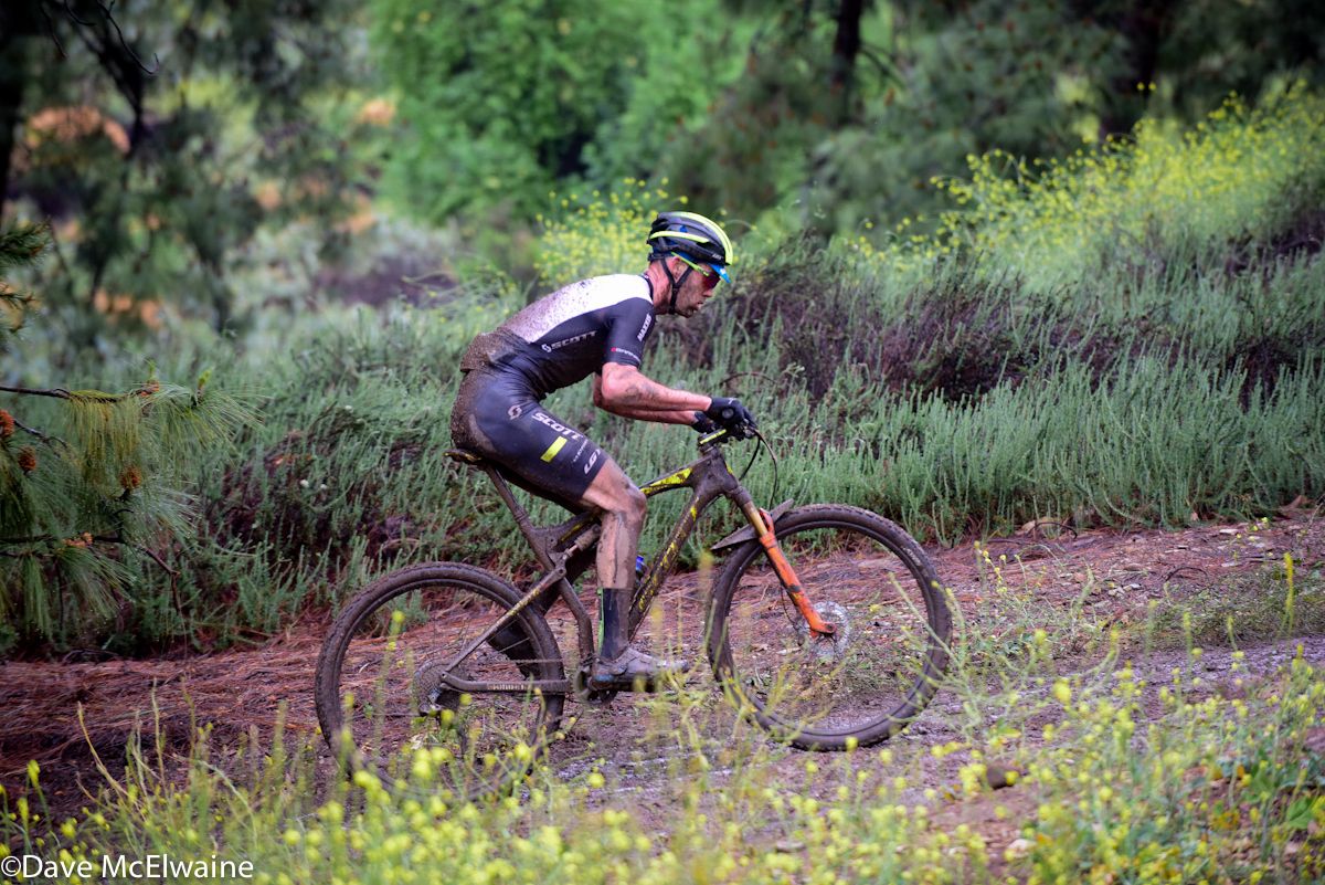 Geoff Kabush (Scot 3Rox Racing) riding to a podium finish
