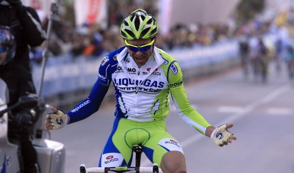 Moreno Moser (Liquigas Cannondale) wins alone