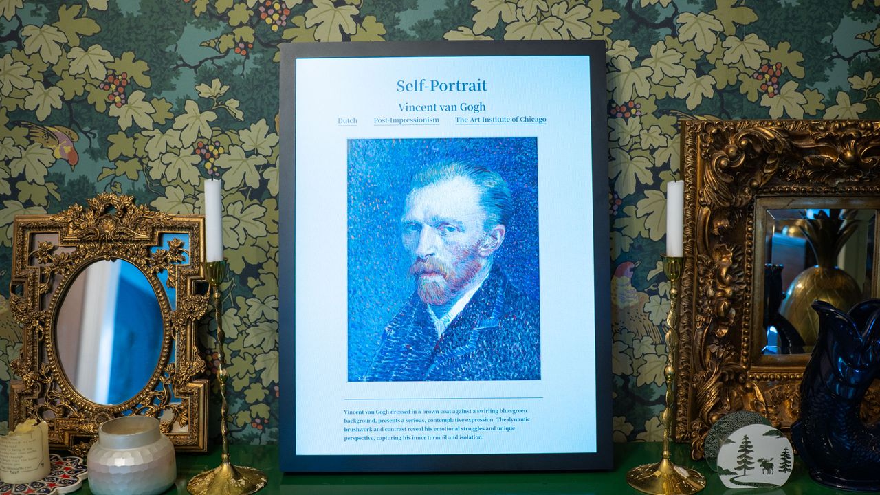 MorningBlues T2 displaying artwork of Vincent van Gogh Self-Portrait with caption