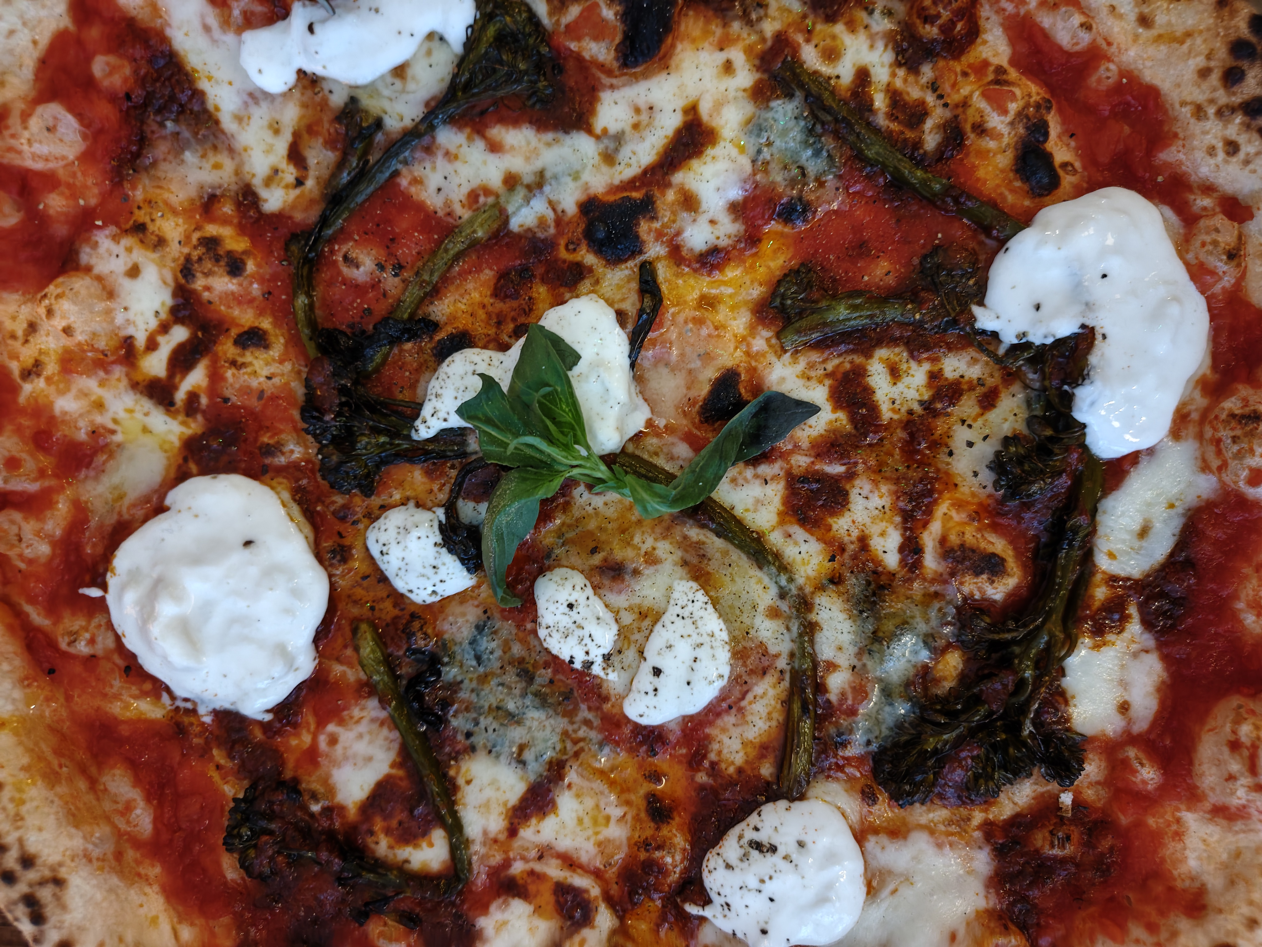 A picture of a pizza.