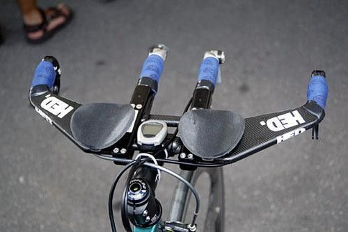 Inside the cockpit with HED's Aerobar providing the navigation.