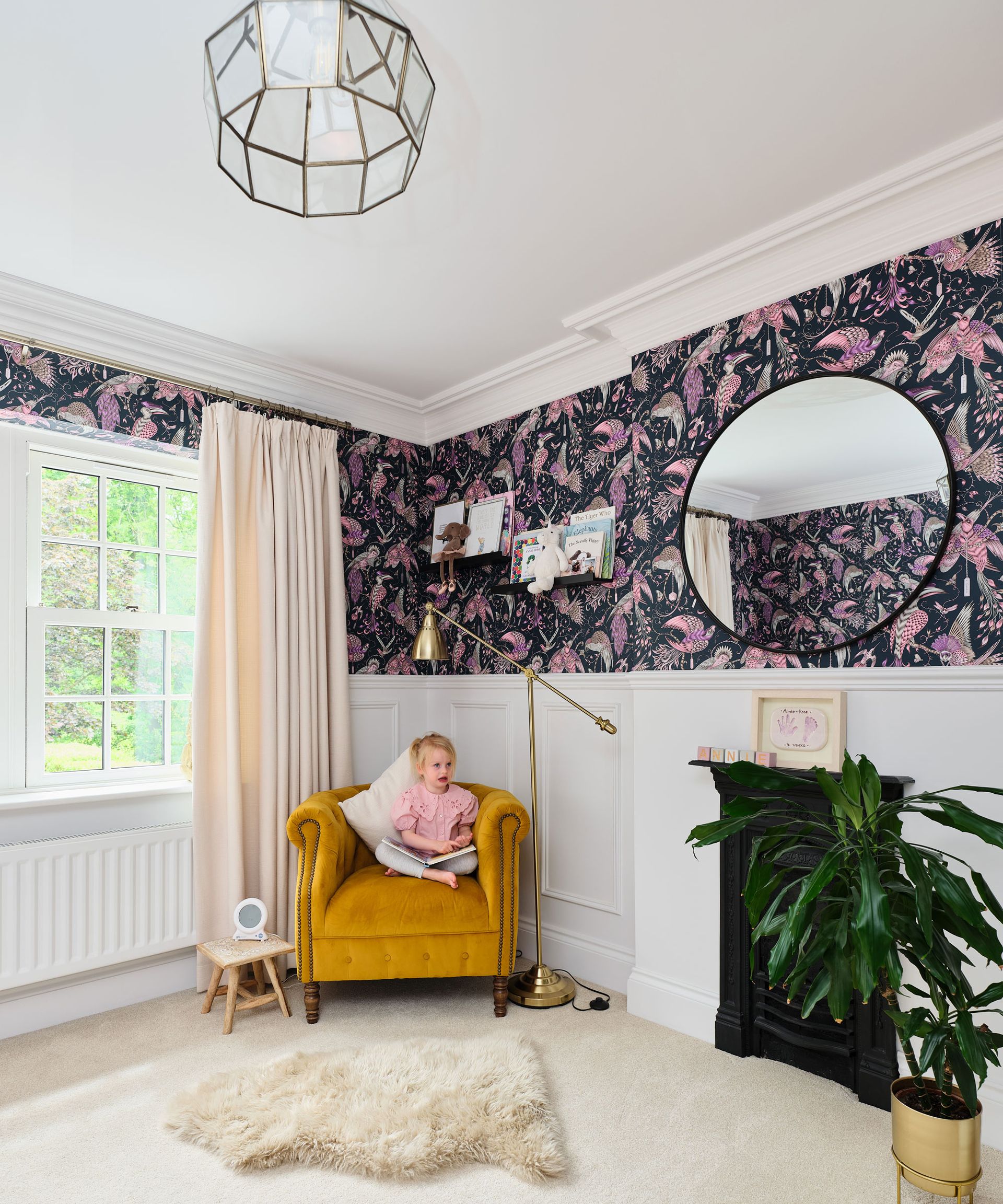 Rumah tahun 1930-an direnovasi dan diperluas untuk menciptakan rumah keluarga yang bergaya