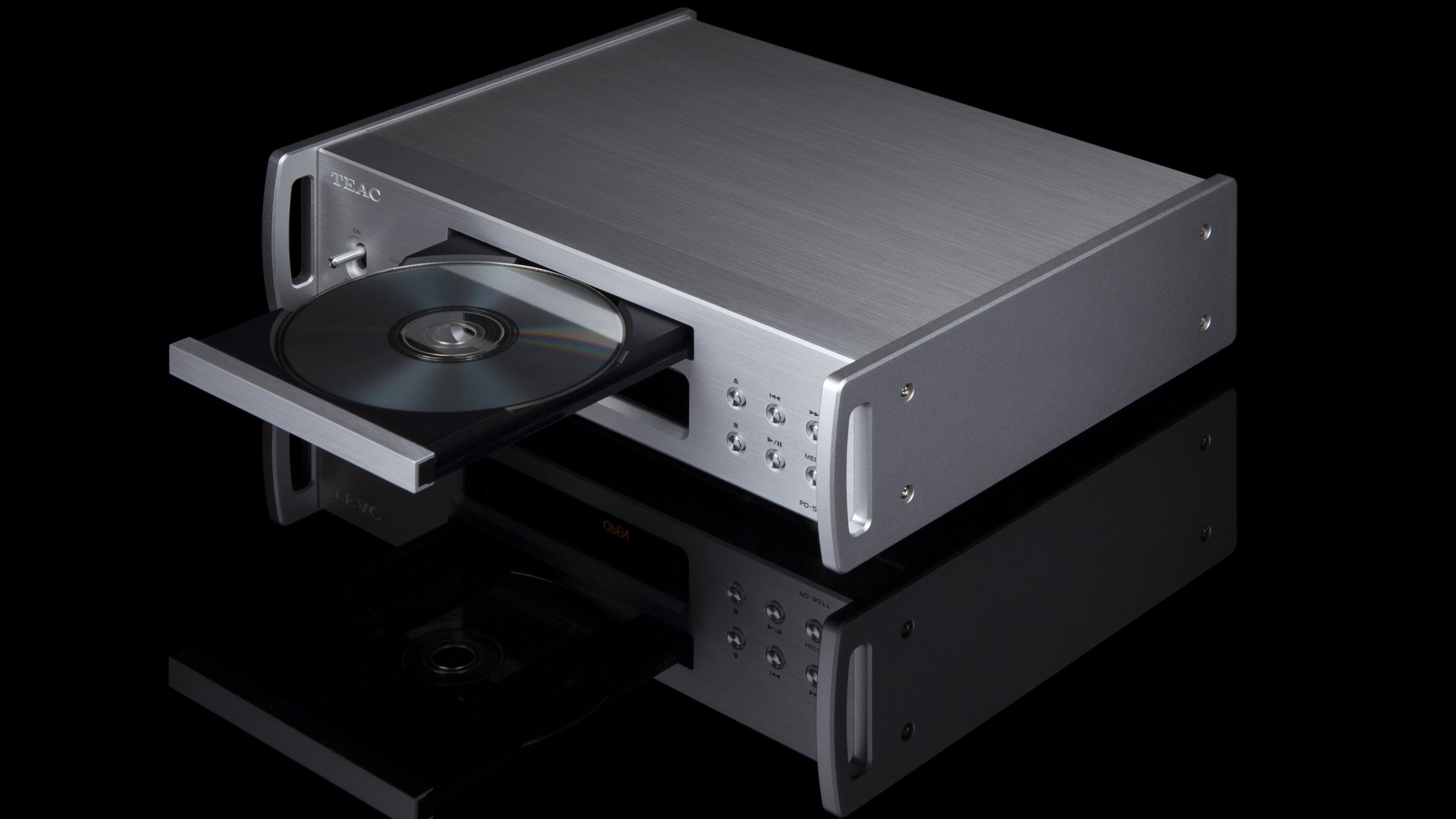 TEAC PD-507T CD transport in silver
