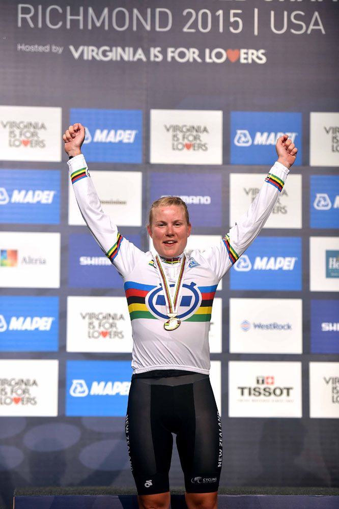 Linda Villumsen (New Zealand) in the rainbow jersey