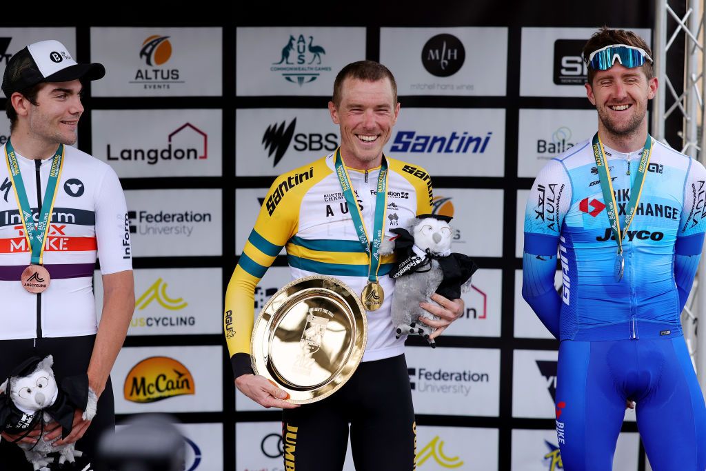 Rohan Dennis (Jumbo-Visma) takes centre stage on the elite men's podium