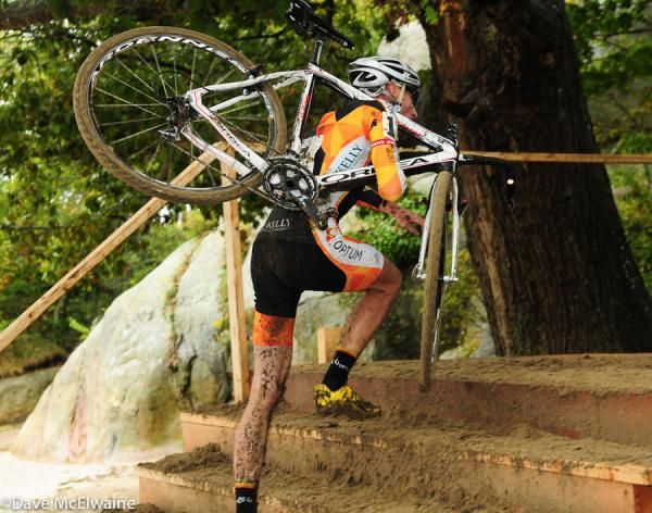 Tristan Schouten (Optum p/b Kelly Benefit Strategies) runs the stairs at the beach