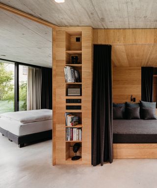 Bedroom in Freiform in the Italian Alps