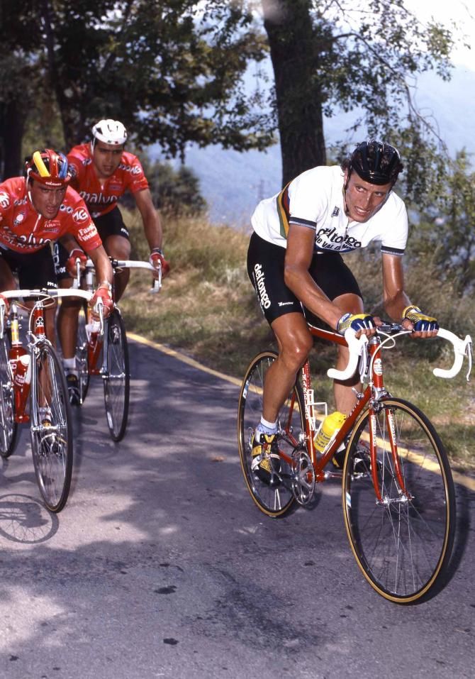 Maurizio Fondriest in the rainbow jersey with Franco Ballerini
