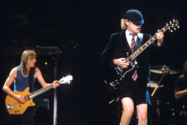 AC/DC's Angus Young on the Rhythm Guitar Playing of Malcolm Young ...