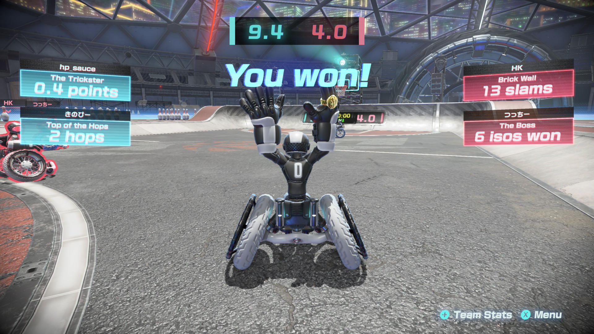 Team victory display on Drag x Drive
