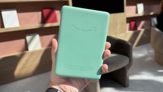 The new Amazon Kindle (2024) in Matcha.