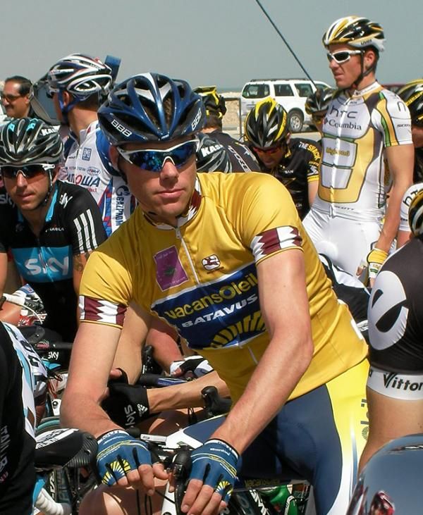 Wouter Mol in the leader's gold jersey.