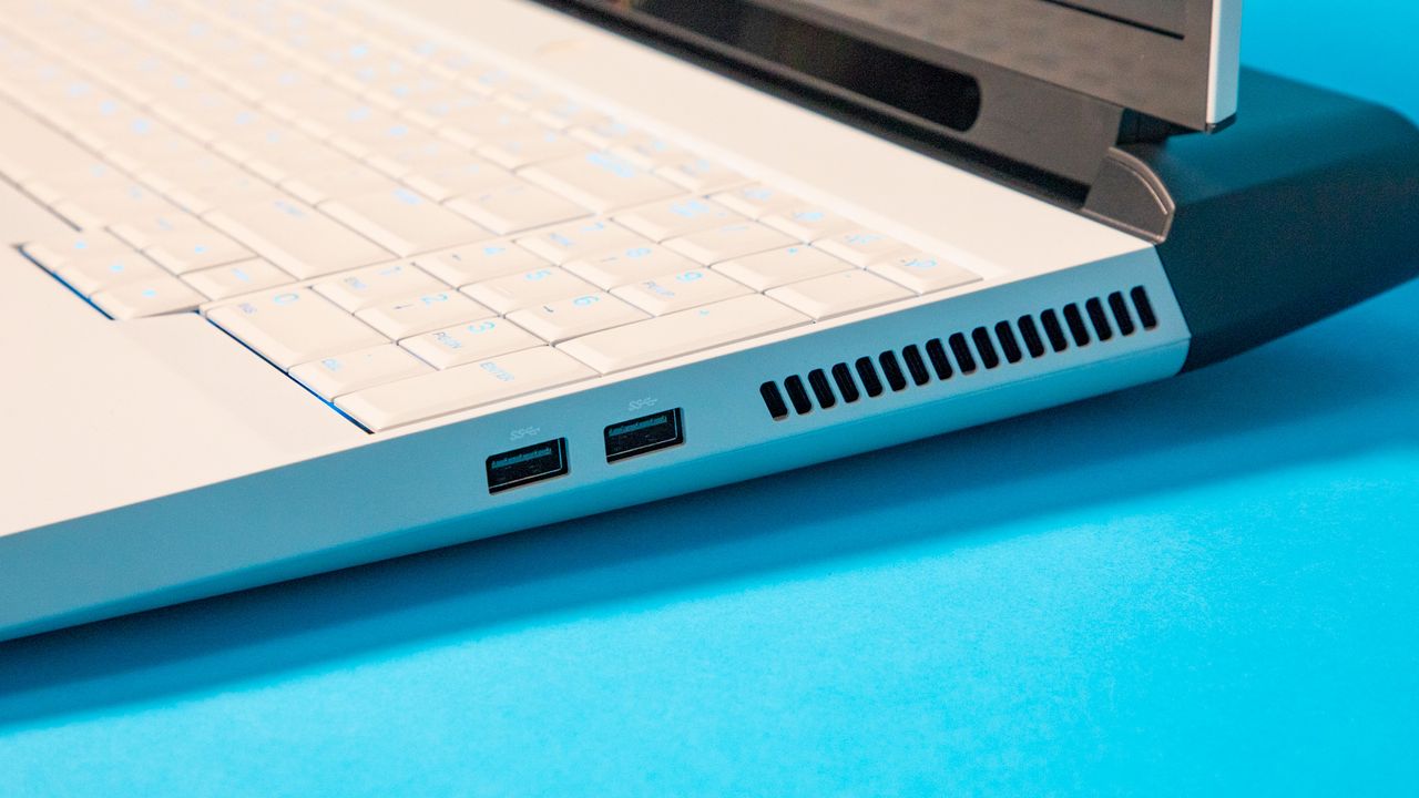 USB 3.1 Type-A ports on the left side of the Alienware Area-51m