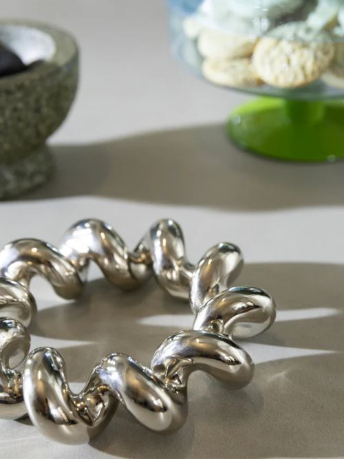 Handmade Pot Stand Twist