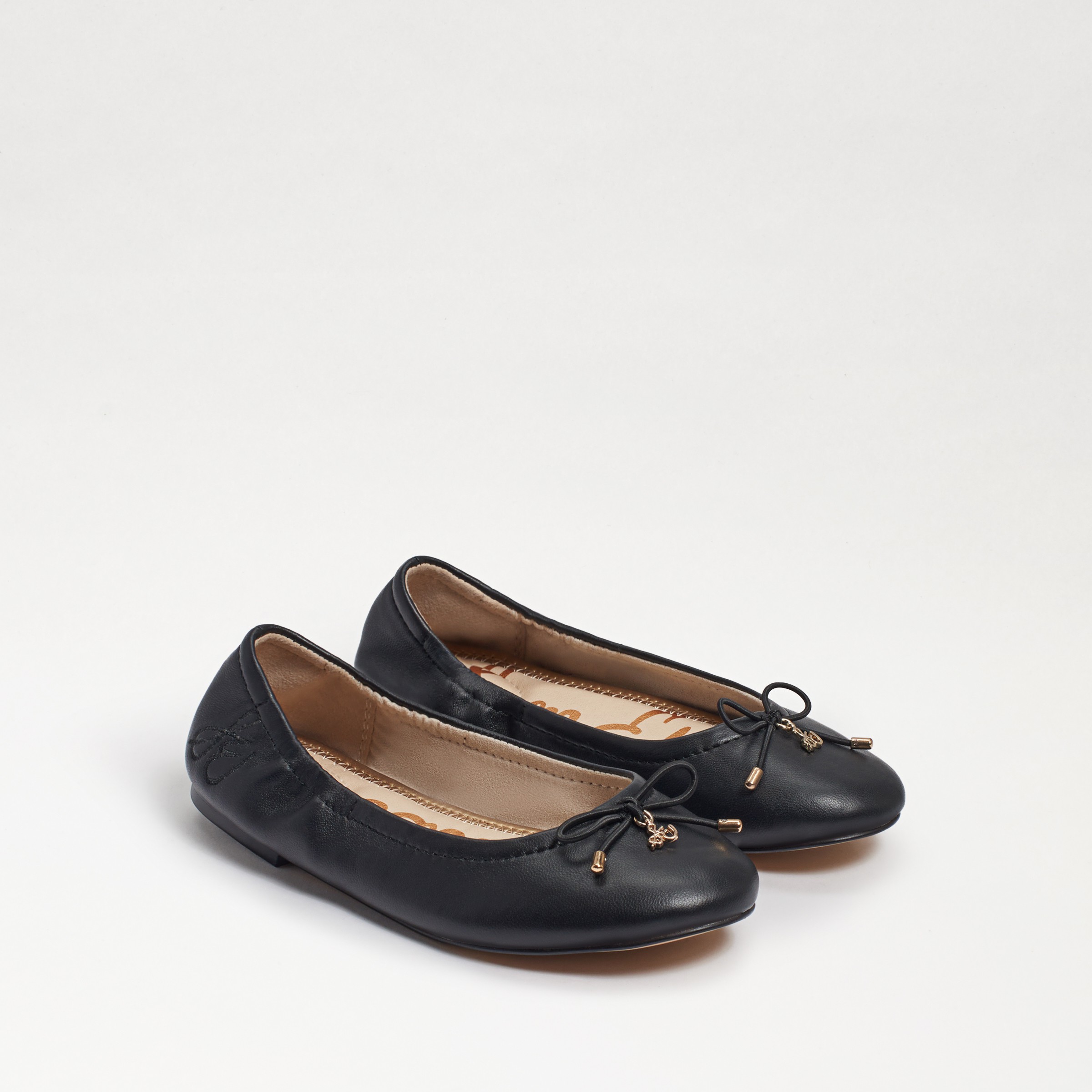 black ballet flat