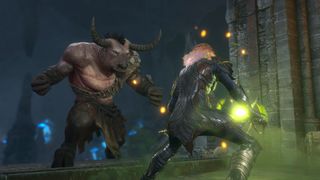 En skärmdump från Baldur's Gate 3, där en spelare slåss mot en minotaurliknande fiende.