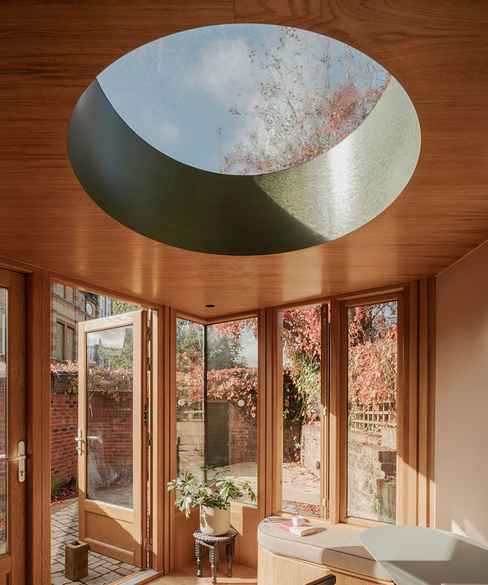 extension with large circular rooflight