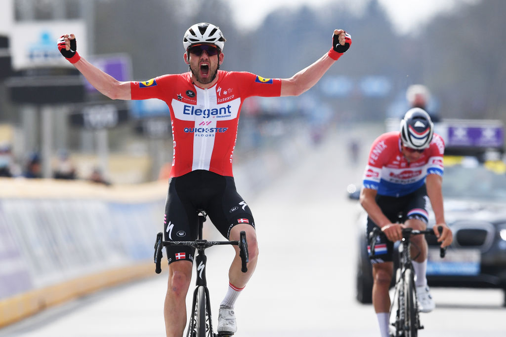 2021 Tour of Flanders: Kasper Asgreen wins for QuickStep ahead of Mathieu van der Poel