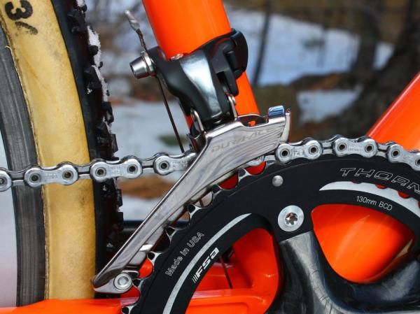 The latest Dura-Ace front derailleur moves the chain from the FSA inner ring to the Thorne Koksijde outer.